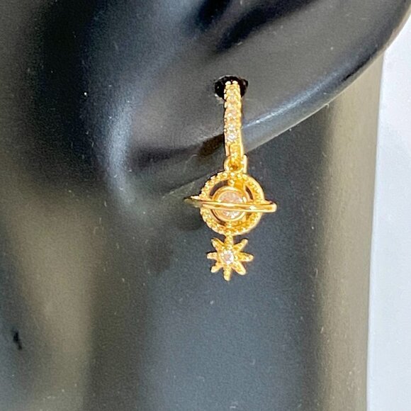 6 Gold Plated Sterling Silver Planets and Stars Earrings - Picture 5 of 7